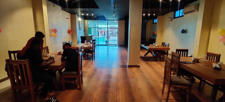 Hotel O Friends Hotel & Restaurant图片