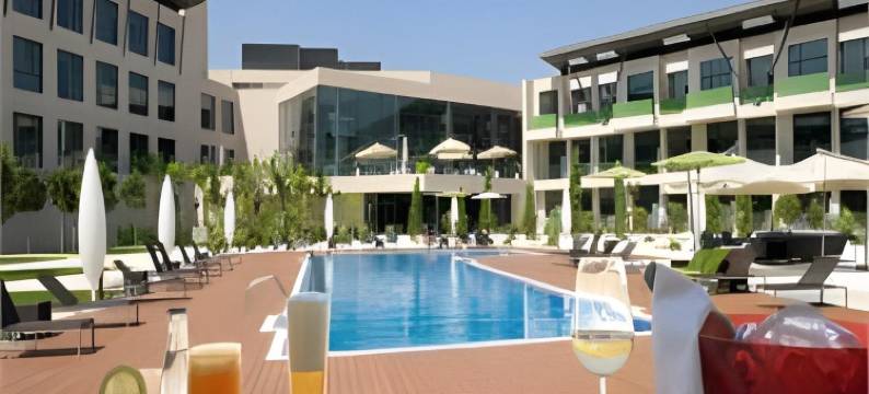 拉芬卡度假村(La Finca Resort)图片