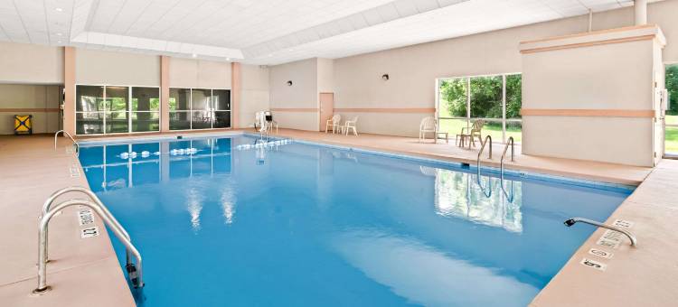 代顿机场凯艺酒店(Quality Inn Dayton Airport)图片