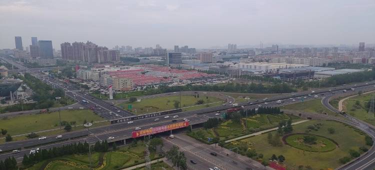 觅影万达欧尚花园民宿(连福街分店)图片