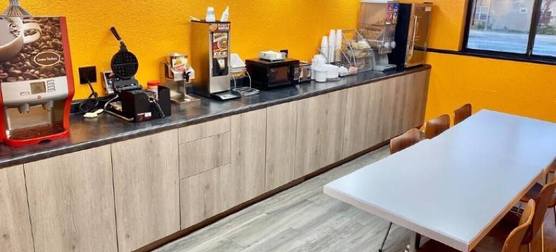 查德任温德姆速8酒店(Super 8 by Wyndham Chadron NE)图片