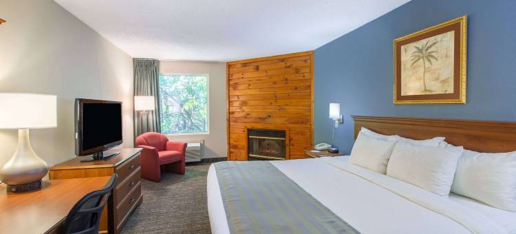 巴东斯维尔波克诺斯温德姆呗盟套房酒店(Baymont by Wyndham Bartonsville Poconos)图片