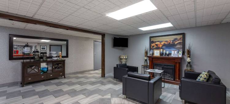 品质酒店-奥斯汀镇-扬斯敦西部(Quality Inn Austintown-Youngstown West)图片