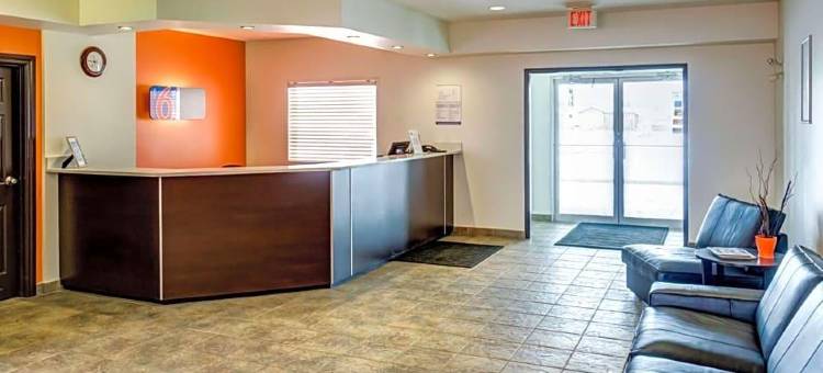 茵斯菲尔6号汽车旅馆(Joys Inn Innisfail, AB)图片