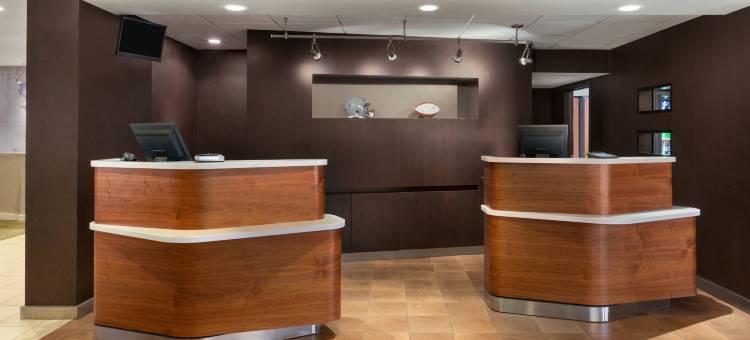 珊瑚角迈尔斯堡万怡酒店(Courtyard by Marriott Fort Myers Cape Coral)图片