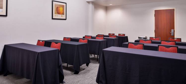 诺福克维吉尼亚海滩欢朋酒店(Hampton Inn Norfolk/Virginia Beach)图片