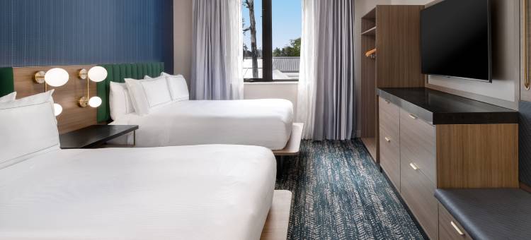 芒特劳雷尔希尔顿逸林酒店(DoubleTree Suites by Hilton Mt. Laurel)图片