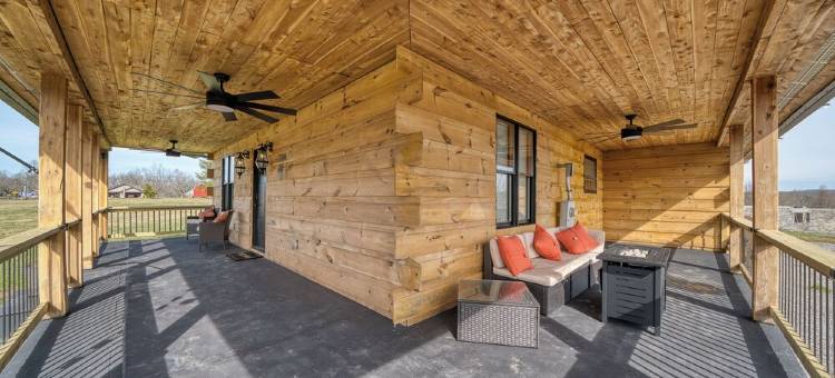 Spacious Unique Private 3- Unit Fully Equipped Getaway Sleeps 17图片