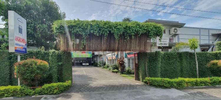 Angrumba Family Homestay Near Rsud Caruban Mitra RedDoorz图片