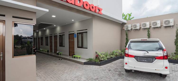 红多兹伊斯兰酒店-塔西马来亚波米宾馆(RedDoorz Syariah @ Boemi Guesthouse Tasikmalaya)图片