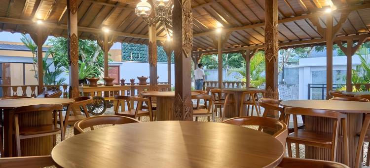 萨坎提旅馆沃诺索博(Sakanti Inn Wonosobo)图片