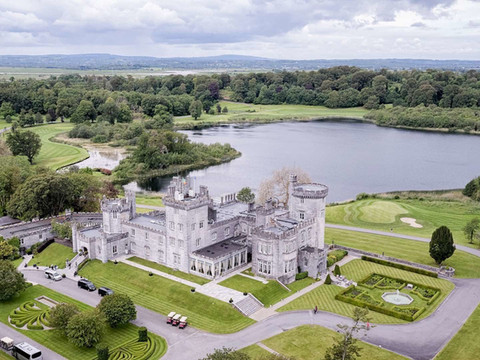 德洛莫朗德城堡酒店