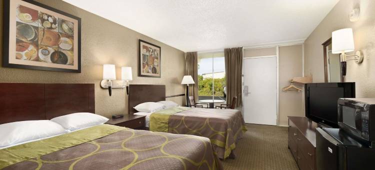 奥蒙德海滩速8酒店(Super 8 by Wyndham Ormond Beach)图片