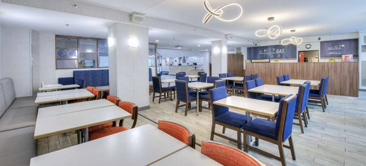 渥太华希尔顿欢朋酒店(Hampton Inn by Hilton Ottawa)图片