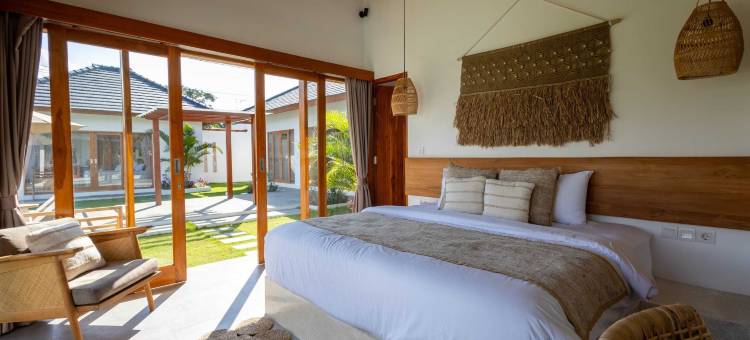 鲁米亚诺二号别墅(Villa Rumiano 2 - Brand New Spacious 2Br Villa with View and Pool)图片