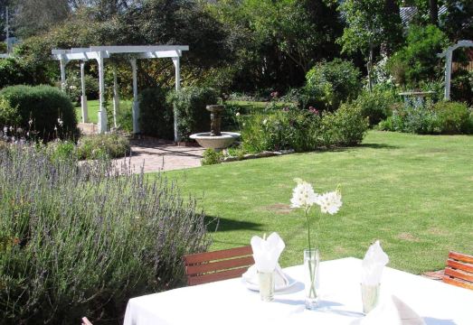 Die Waenhuis Guest House Hotel Overview