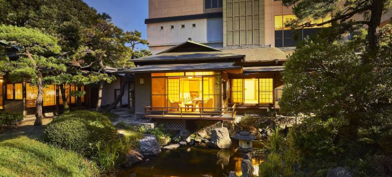 翠翠园旅馆 - 文化财产位于小仓新田川艺术酒店(Suisui Garden Ryokan (in the Art Hotel Kokura New Tagawa))图片