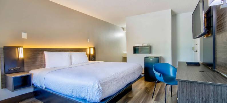 杰弗逊维尔城6号汽车旅馆-路易斯维尔(Motel 6 Jeffersonville, in - Louisville)图片