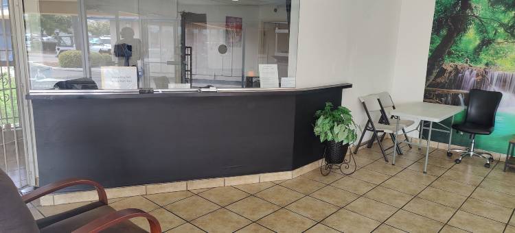 最佳套房酒店(Best Inn & Suites)图片