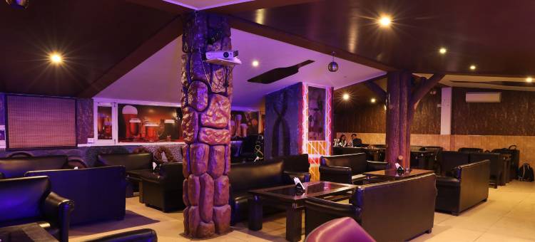 The Byke Grassfield 度假村，带户外游泳池，位于沙亚姆纳加尔(The Byke Grassfield Resort with Outdoor Pool, Shyam Nagar, Jaipur)图片