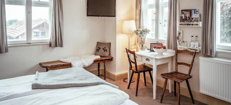 希尔希历史酿酒酒店及全盖尔美食酒店(Allgäuer Genusshotel Und Historischer Dorfgasthof Hirsch)图片