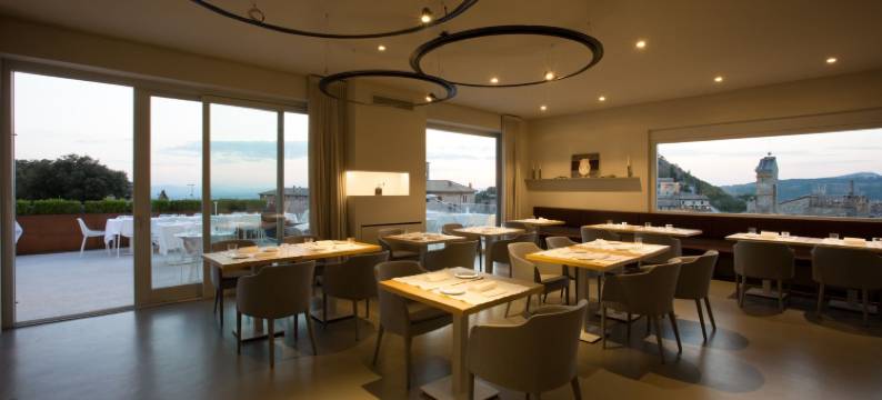 嫩亚西西瑞雷斯水疗博物馆酒店(Nun Assisi Relais & Spa Museum)图片