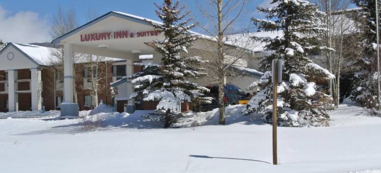 豪华套房酒店(Luxury Inn & Suites)图片