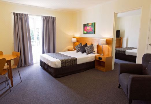 White Lace Motor Inn Mackay Hotel Overview