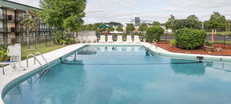 温德姆戴斯酒店-近弗多斯塔购物中心(Days Inn by Wyndham Valdosta/Near Valdosta Mall)图片