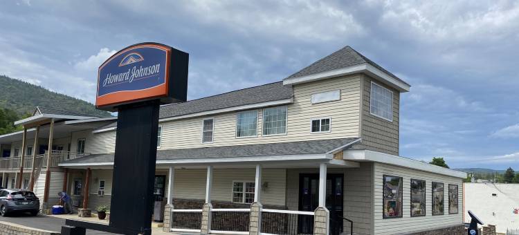 乔治湖豪生酒店(Howard Johnson by Wyndham Lake George)图片