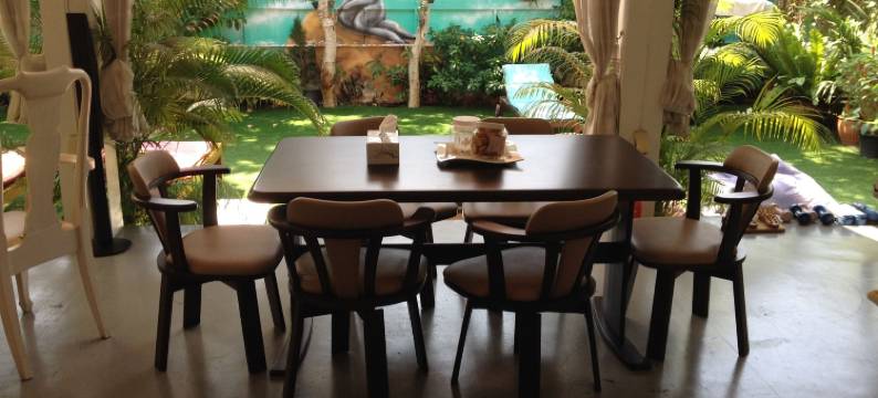 光脚天体度假村(Barefeet Naturist Resort)图片