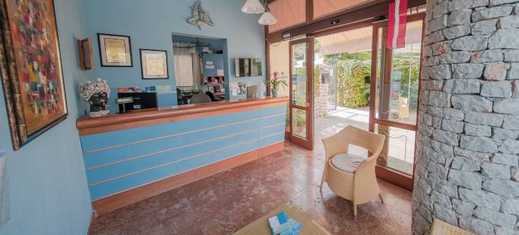 维拉吉奥卡拉曼奇纳酒店(Villaggio Cala Mancina)图片
