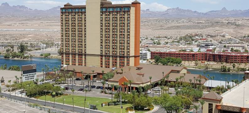 拉芙琳河流小屋(Laughlin River Lodge)图片