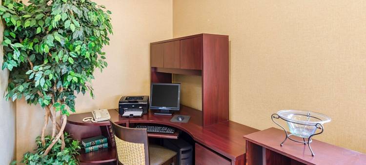 林奇堡大学附近凯艺酒店(Quality Inn Lynchburg Near University)图片