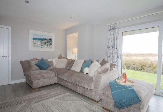 Didaro Hotel Overview