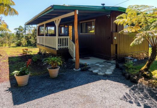 Fern Cottage Island Escape with Rainforest View! Hotel Overview