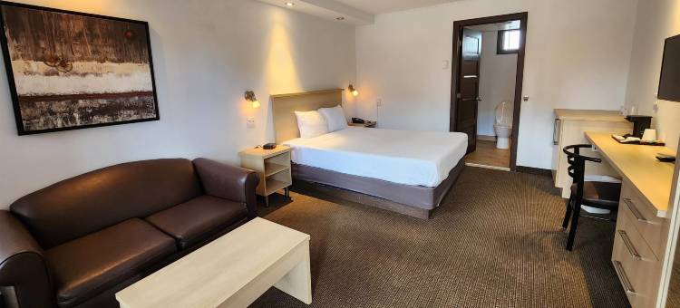 拉瓦尔温德姆华美达酒店(Ramada by Wyndham Laval)图片