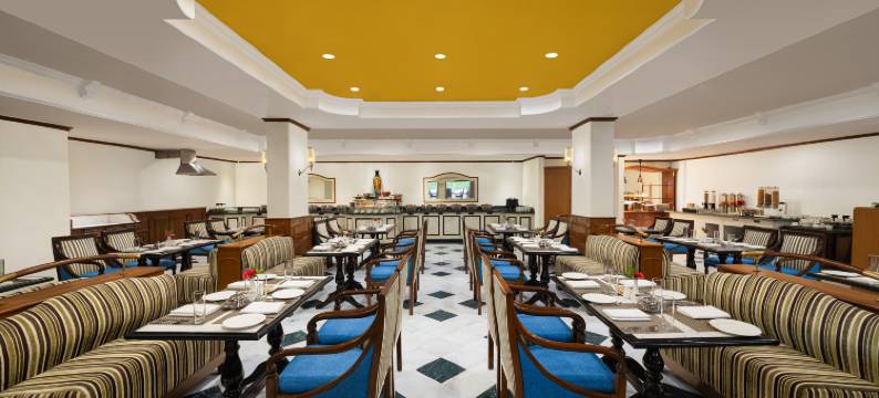 V Sarovar Portico MI Road Jaipur图片