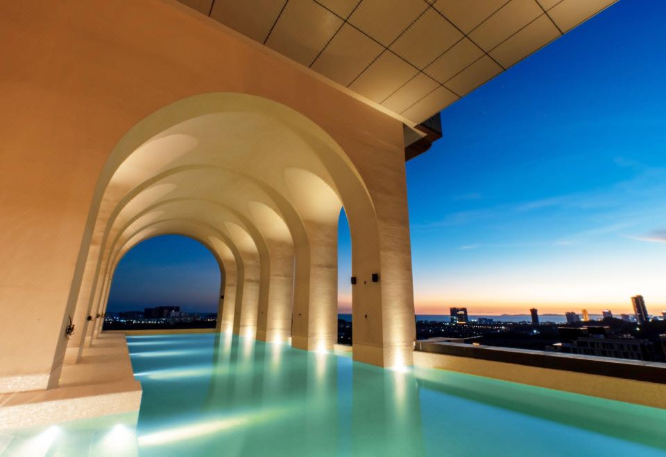 安卓那宝石酒店