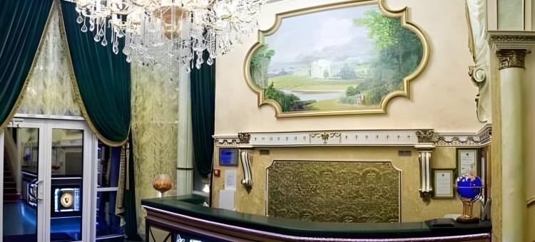 维多利亚酒店(Victoria Hotel)图片