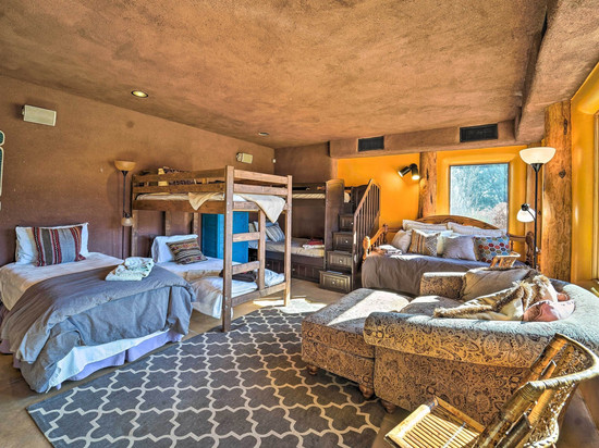 和平的新墨西哥山顶全景度假胜地