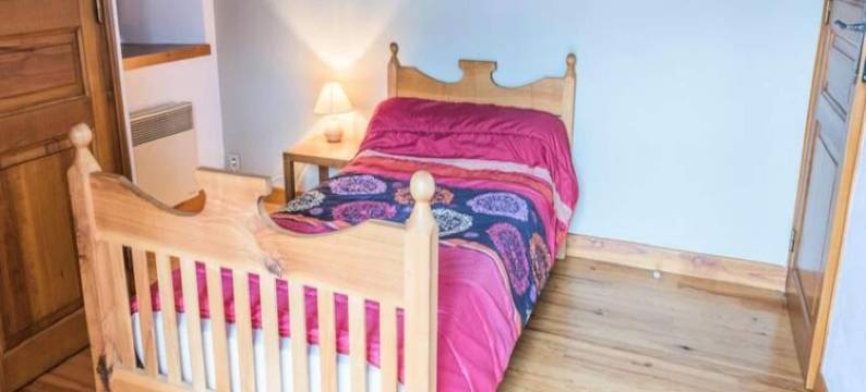 Holiday Home in France with Private Garden图片