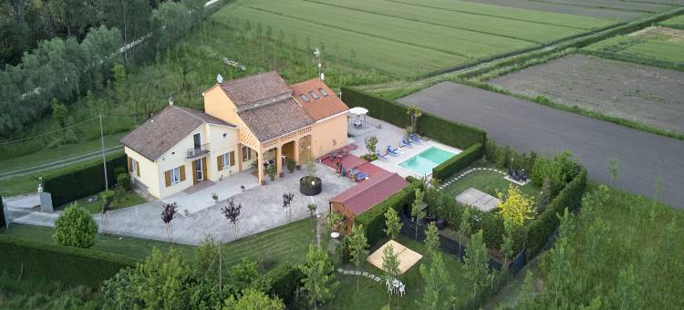 Venetian Villa with Pool and Sauna图片