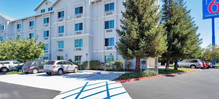 旧金山6号汽车旅馆 - 红木城(Motel 6 Belmont, CA - San Francisco - Redwood City)图片