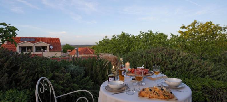 卡尔皮奇套房及别墅(Kalpic Suites & Villa)图片