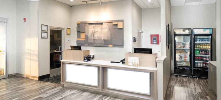 智选假日套房酒店孟菲斯 by IHG(Holiday Inn Express & Suites Memphis Arpt Elvis Presley Blv)图片