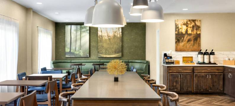 哈蒂斯堡万豪万枫套房酒店(Fairfield Inn & Suites Hattiesburg)图片