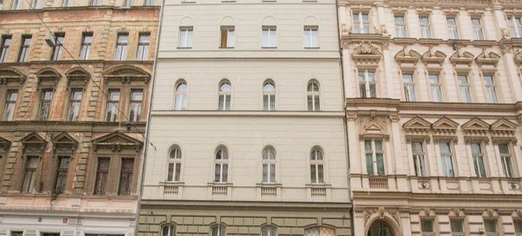 纯白酒店(Pure White)图片