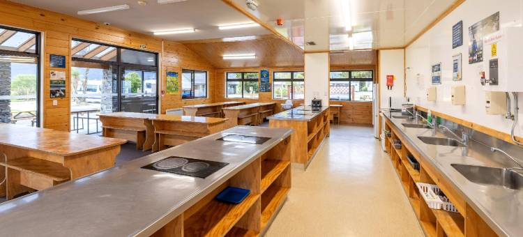 福克斯冰河前10假日公园(Fox Glacier TOP 10 Holiday Park & Motels)图片