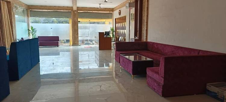 斯瓦斯提克旅馆(Swastik Inn)图片